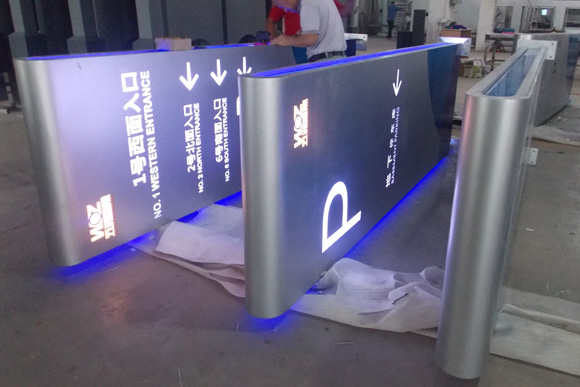 戶外發(fā)光標(biāo)識牌